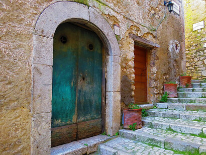 Guardia Sanframondi, Campania, Italia. Un viaggio nel cuore della Valle Telesiana