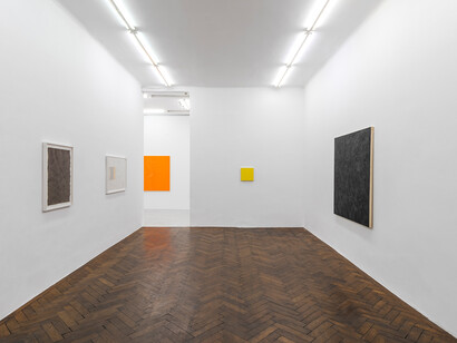 Marcia Hafif. Courtesy of Galerie Hubert Winter