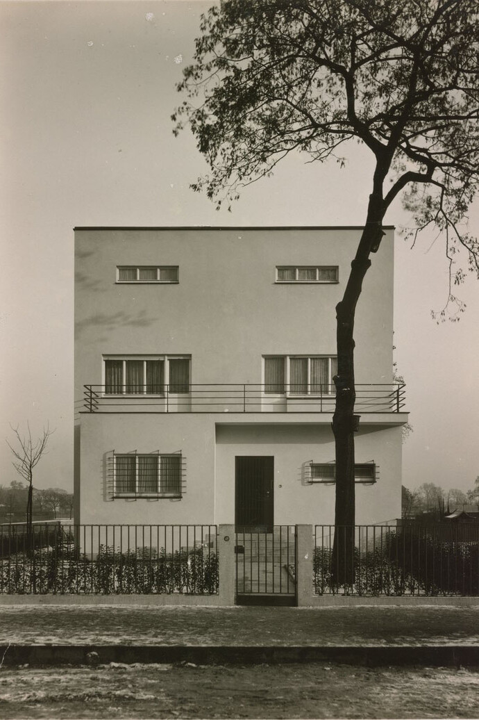 Werner Mantz. Courtesy of Museum Ludwig