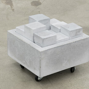 Playtime. Courtesy of Nogueras Blanchard and the Photographer Roberto Ruiz