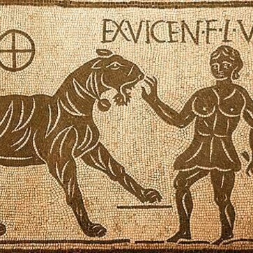 Particolare di mosaico raffigurante una scena con una tigre sconfitta da due gladiatori, opera romana di epoca antonina (II sec d.C.), appartenente al Museo Nazionale Romano, Roma, Italia