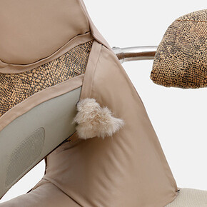 Power play. Courtesy of Bundeskunsthalle