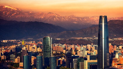 Santiago de Chile, capital del país, al atardecer