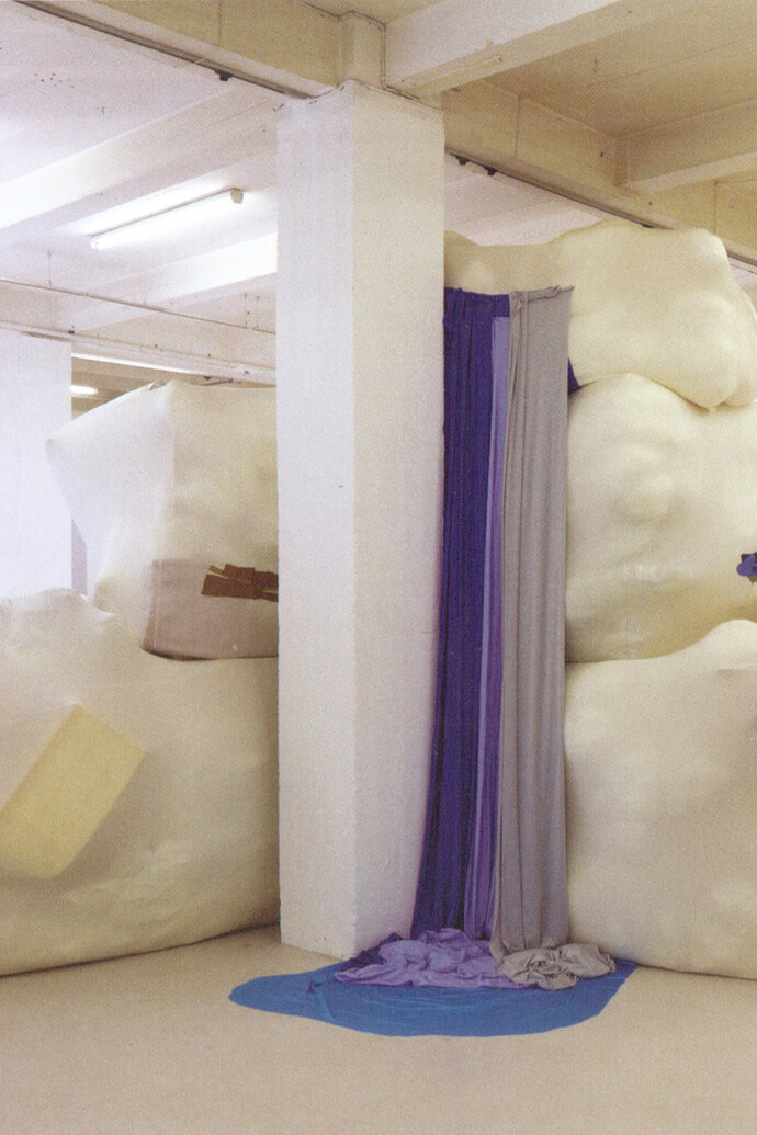Ellen Hyllemose, Glue Between Landscapes, 2011, Lycra, MDF, plastic, pillows, buckets, duvets, and mattresses
‘Glue Between Landscapes’ exhibition installation view, Courtesy of SPECTA