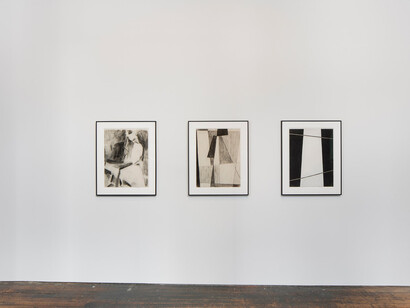 Myron Stout, Charcoal drawings, exhibition view. Courtesy of Peter Freeman, Inc