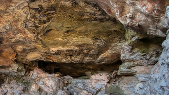 Formação rochosa no Parque da Serra do Bom Sucesso, Pantanal do Mato Grosso do Sul, Brasil