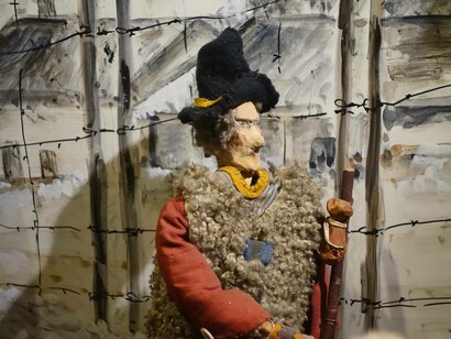 Particolare del presepe clandestino realizzato da Tullio Battaglia, Natale 1944, campo di Wietzendorf, Germania