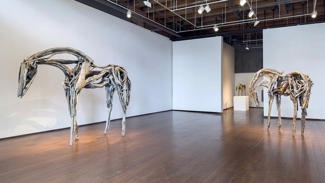 Deborah Butterfield, Sculpture, exhibition view. Courtesy of Greg Kucera Gallery