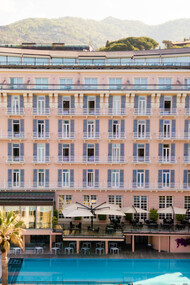 Facciata dell'Hotel Bristol, Rapallo, Italia