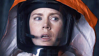 Amy Adams in una scena di "Arrival" di Denis Villeneuve