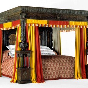 The Great Bed of Ware, 1590 – 1600, England. Museum no. W.47-1931. © Victoria and Albert Museum, London