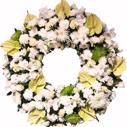 El significado de la corona fúnebre es el ciclo de la vida: nacer, vivir y morir