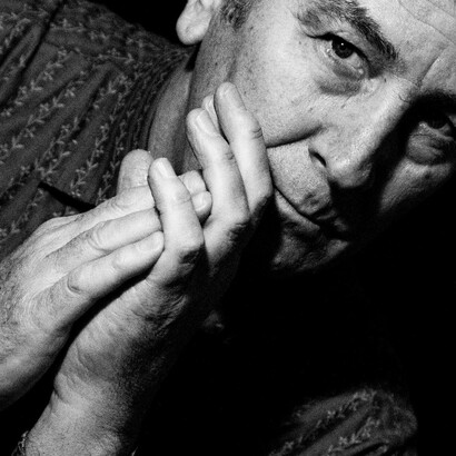 Il suo album di debutto, "Masturbati", uscito nel 1978, è diventato un cult per gli appassionati di musica d'avanguardia italiana