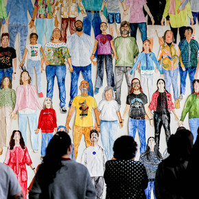 Shimabuku, Pulpo, cítrico, humano, vista de exhibición. Cortesía del Centro Botín 