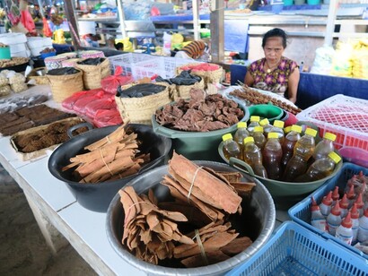 Taibesi Market, nella area suburbana est di Dili