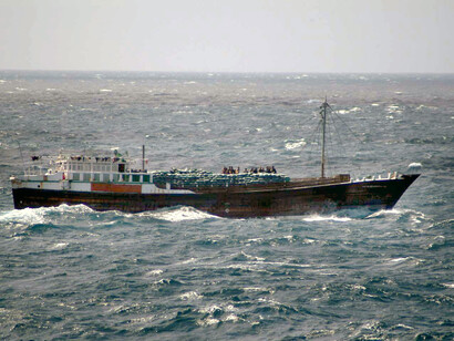 Suspected pirate ship boarded by USS Winston S. Churchill
