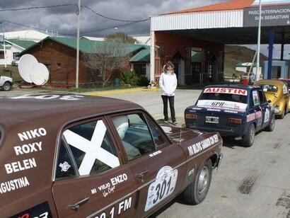 Los autos en el paso fronterizo