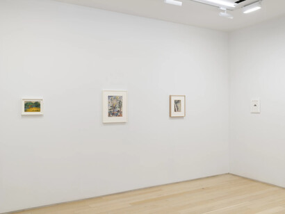 Various artists, Small is beautiful, exhibition view. Courtesy of Van Doren Waxter Gallery