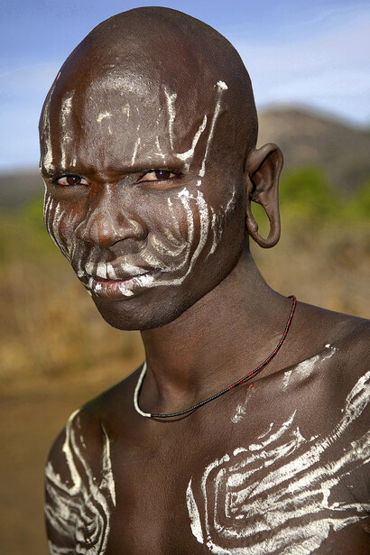 Etiopia – Uomo di etnia Mursi. Ph Sergio Pessolano