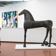 Verschiedene künstler, Animalia. Von tieren und menschen, ausstellungsansicht. Mit freundlicher genehmigung der Heidi Horten Collection