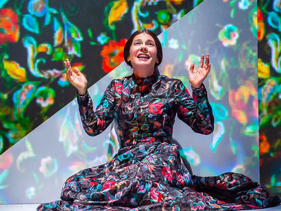 Daniela Poggi, in "Vertigine in altezza" scritto da Valeria Moretti © Filippo Manzini