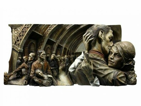 Paul Day, Station Lovers, 51 x 110 x 28 cm, Bronze, POA