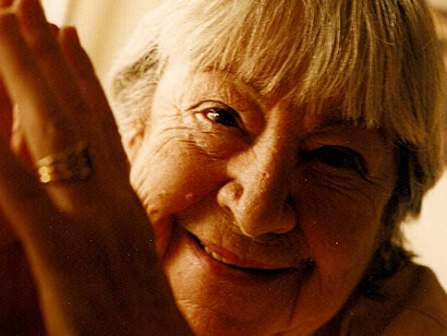 Gloria Fuertes. Una sonrisa para sus pequeños lectores