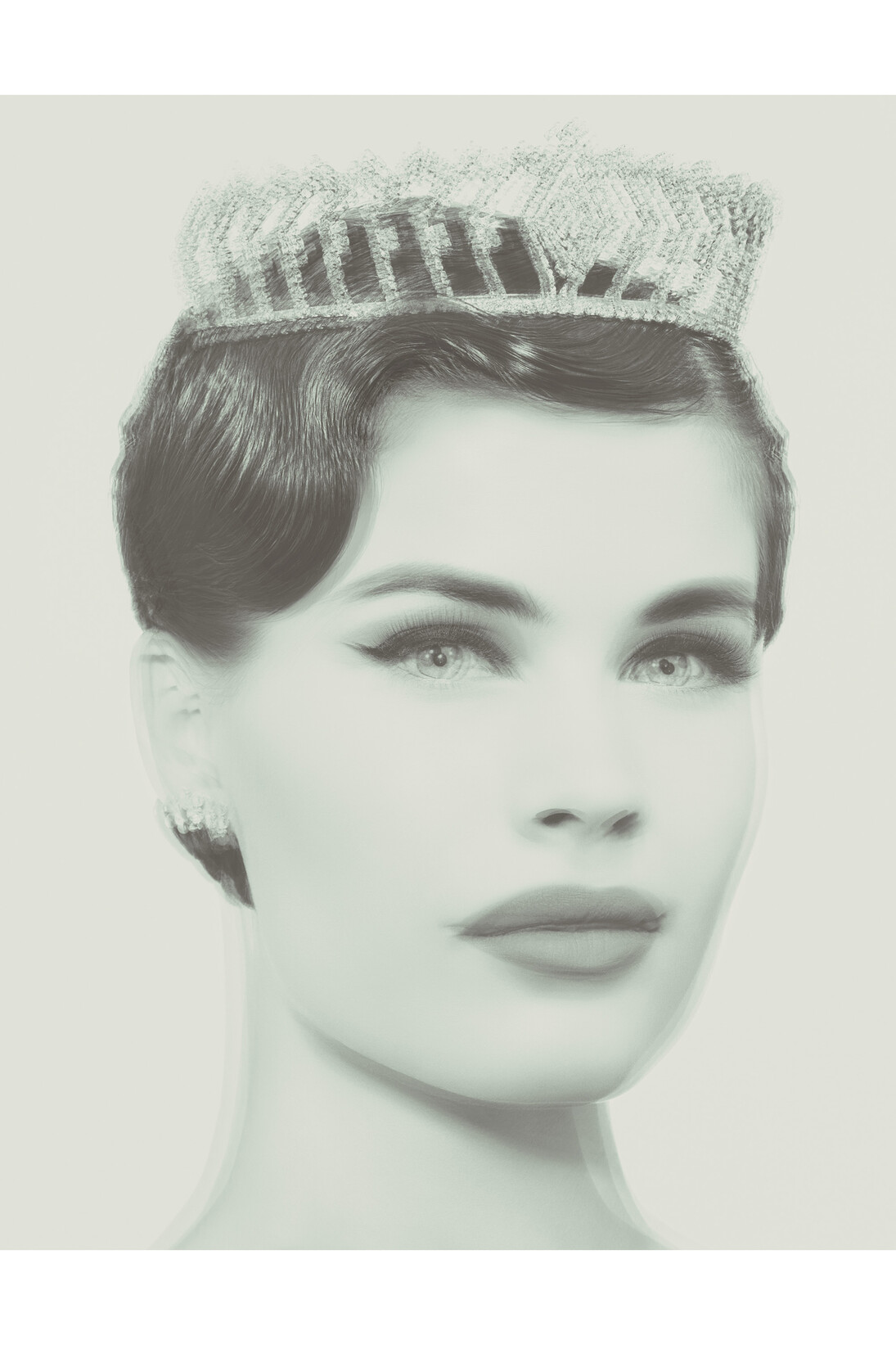 Valérie Belin, Crowned Heads#2, 2009, Screen-print on paper, 196 x 155 cm, Courtesy Galerie Nathalie Obadia, Paris/Bruxelles