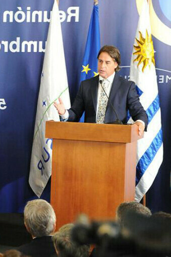 The implementation of the agreement depends on overcoming various internal challenges in both Europe and South America. Luis Lacalle Pou, Mercosur headquarters in Montevideo, Uruguay, December 6, 2024