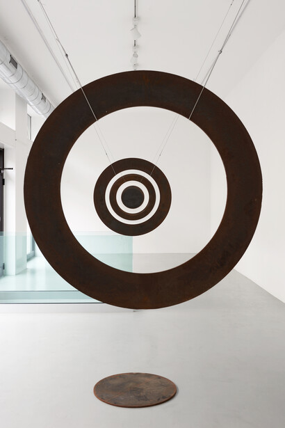 Robert Morris, 4 Rings, 2 Centers, Osart Gallery, Milan, March - May 2022.
Courtesy Osart Gallery. Photo credits Max Pescio