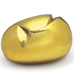 Constantin Brâncuși (1867- 1957), The First Cry (1917), Bronze, 26 cm, Image courtesy V-A-C collection