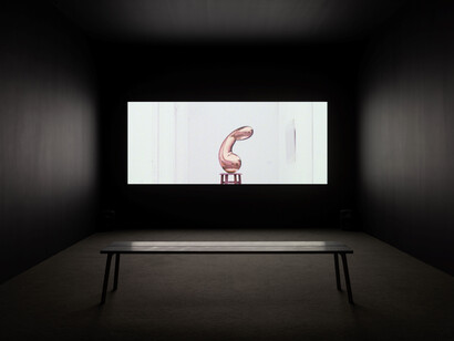 Various artists, Turn around. A look at the Fundação EDP Art Collection, exhibition view. Courtesy of MAAT