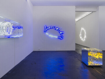 Brigitte Kowanz. Courtesy of Häusler Contemporary Zurich
