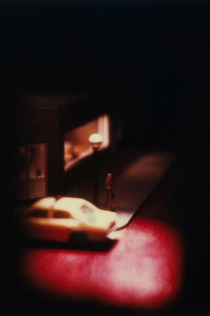 David Levinthal, Untitled from the series
Modern romance (detail), 1985, SX - 70 Polaroid Film, 4 ¼ x 3 ½ inches, Smithsonian American Art Museum, Gift of an anonymous donor. Courtesy of H’Art Museum © 1985 David Levinthal