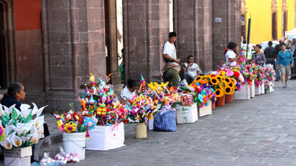 "Día de los Cascarones" is a playful tradition where people crack confetti-filled eggs on each other to celebrate Easter and bring good luck. Photo by © Tara Lowry Photography