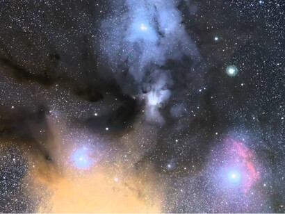 Nebulosa nel neonato sistema stellare IRAS