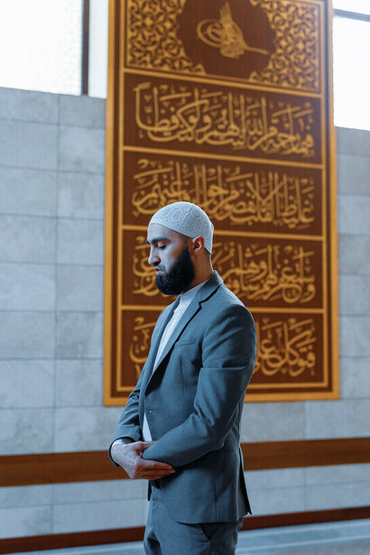 Non è possibile consentire che alcune comunità musulmane facciano prevalere precetti coranici con intransigenza, quando questi sono contro il rispetto dei diritti umani e delle norme del paese ospitante