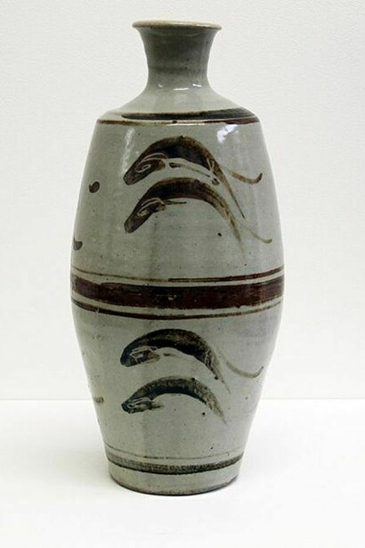 Bernard Leach, Leaping Fish Vase