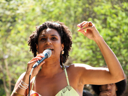 A trajetória de Marielle Franco evidencia a luta contra o racismo estrutural e a valorização de saberes populares