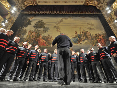 Théâtre Regio. Chorus Cai Bovisio Masciago