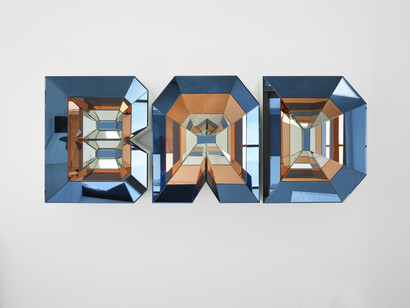 Doug Aitken, BAD, 2014, Glass, colored mirror glass and high-density foam, 32 x 82 x 11.5 inches (81.3 x 208.3 x 29.2 cm) © Doug Aitken. Courtesy Regen Projects, Los Angeles.