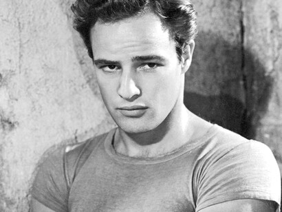 Brando dominava cada cena, deixando uma marca indelével no cinema