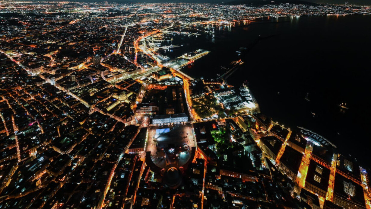 La città di Napoli vista dall'alto, Italia