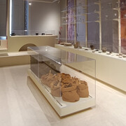 Del huevo a las manzanas. La civilización del alimento y los placeres de la mesa, vista de exhibición. Cortesía del Parco Archeologico di Ercolano