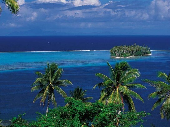 Polinesia Francese, una delle tante isolette attorno a Raiatea. Foto di Giò Barbieri
