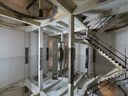 Kimsooja. Courtesy of Axel Vervoordt