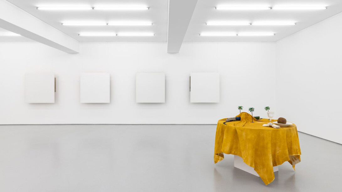 Ana Vieira, The narrative structure, exhibition view. Courtesy of Galeria Vera Cortês
