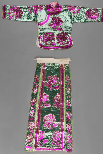 Sequined purple-green costume, 1950s. Courtesy of the Hong Kong Heritage Museum
