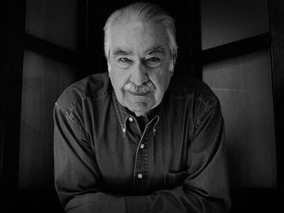 El novelista y poeta colombiano Álvaro Mutis, Premio Cervantes 2001