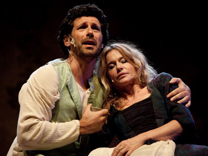 Renato Raimo con Eva Robins ne "La locandiera"